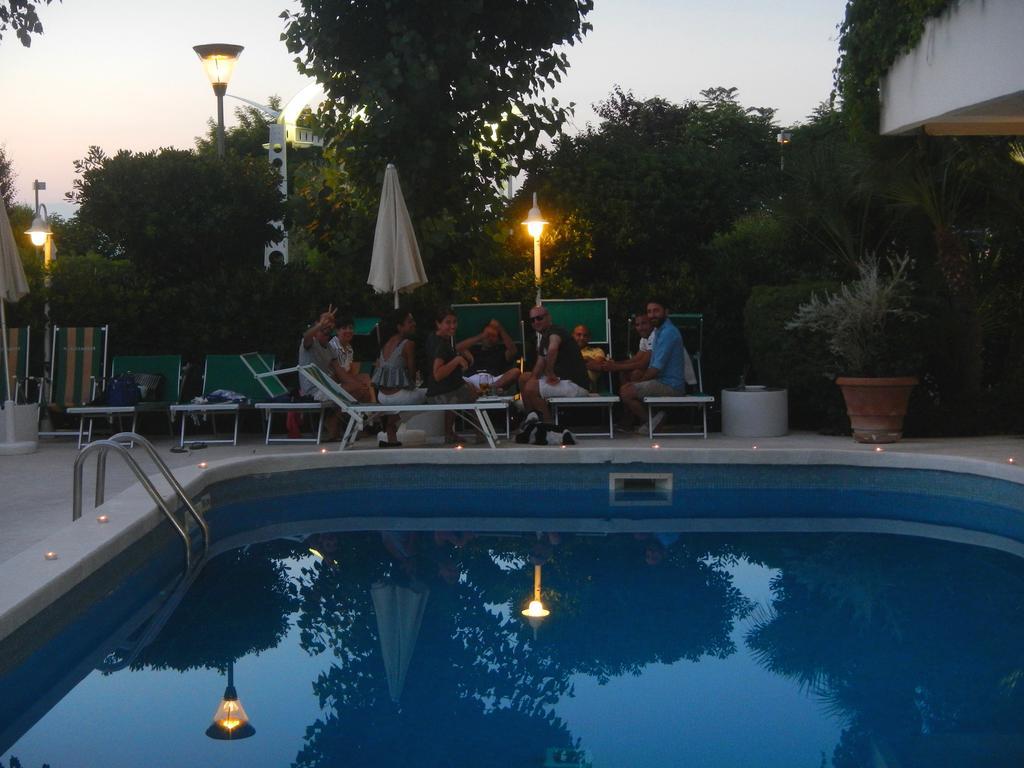 Hotel Alexander Gabicce Mare Kültér fotó