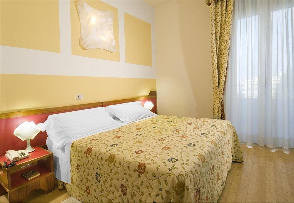Hotel Alexander Gabicce Mare Kültér fotó
