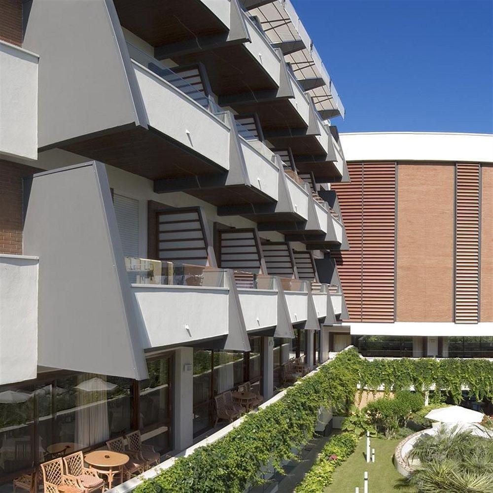 Hotel Alexander Gabicce Mare Kültér fotó