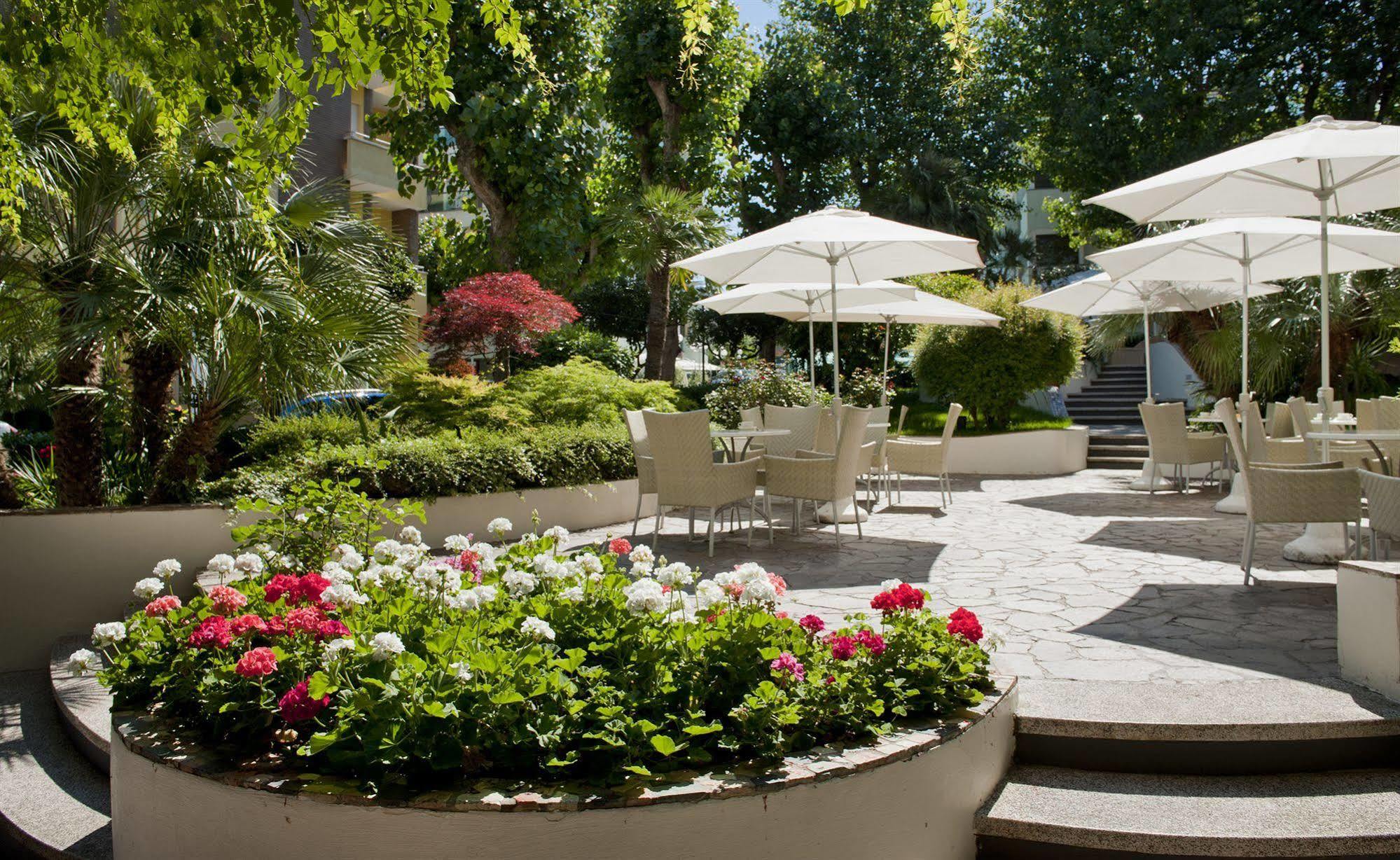 Hotel Alexander Gabicce Mare Kültér fotó