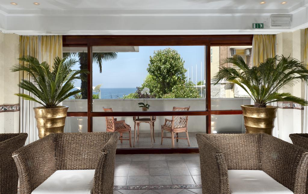 Hotel Alexander Gabicce Mare Kültér fotó